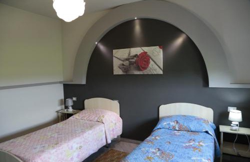 Caramagna Piemonte Cama Y Desayuno | B&B Rozafa