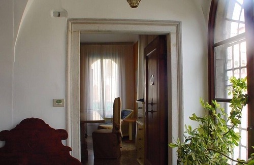 Castello Cama Y Desayuno | B&B San Firmino