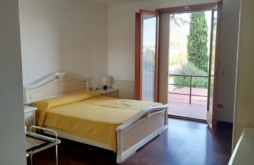 Ferro di Cavallo Cama Y Desayuno | B&B Signora Minù