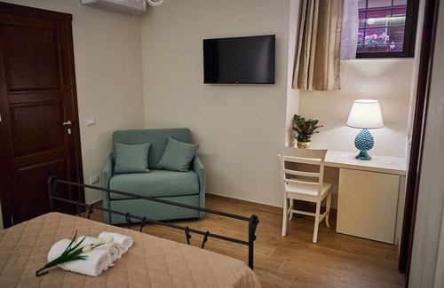 Caccamo Cama Y Desayuno | B&B TRINACRIA