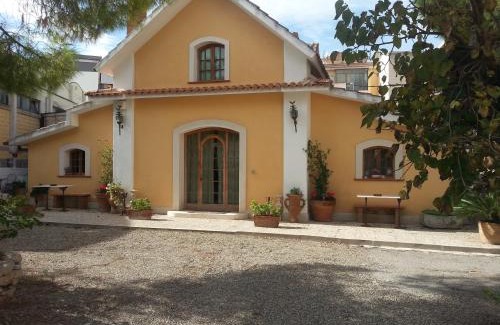Andria Cama Y Desayuno | B&B Vecchia Suppenna