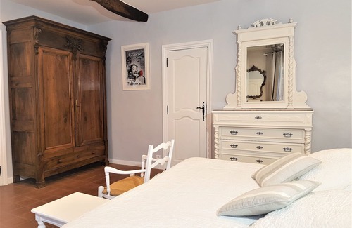 Grasse Cama Y Desayuno | B&B With Charm - Quiet With Kitchen & sw Pool