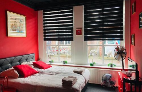Zierikzee Cama Y Desayuno | B&B with or without De Schuur