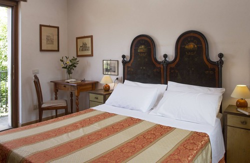 Assisi Cama Y Desayuno | B&B con piscina, a un paso de Asís