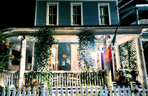 Historic Downtown Savannah Casa | B&B Zia Gianna