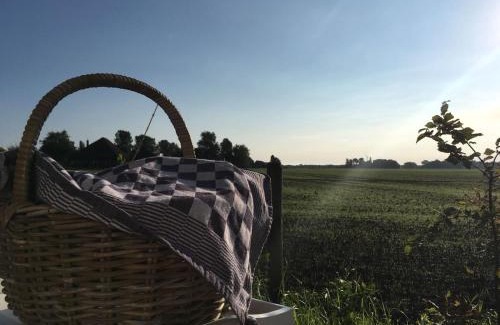 Oostwoud Cama Y Desayuno | B&B ZusenZomer