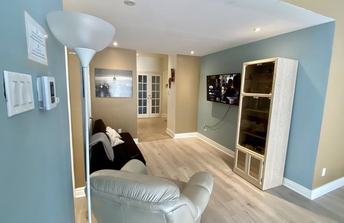 Longueuil Apartamento | B-COSY&CLOSE near Old Port&Downtown, Montreal/South Shore