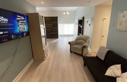 Longueuil Apartamento | B-COSY&CLOSE near Old Port&Downtown, Montreal/South Shore