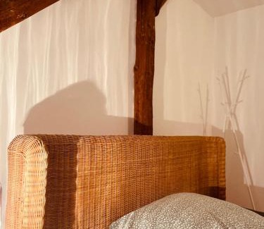 Huenxe Apartamento | b e d & a g e d e s i g n -medium- wunderschönes Zimmer mit Bad - Rechnungserstellung für Geschäftsreisende & Firmen