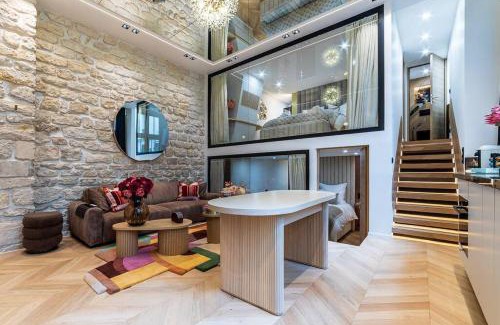 Arsenal Apartamento | B Luxe Triplex, Cinema Near Place des Vosges AC