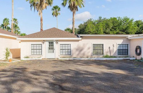Los Fresnos Casa | B Relaxing waterfront 3bdrm 2bath countryside home!
