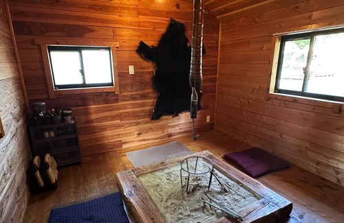 Hachimantai Alquiler De RV | B Trailer hearth woodfired bath Accommodati / Hachimantai City Iwate