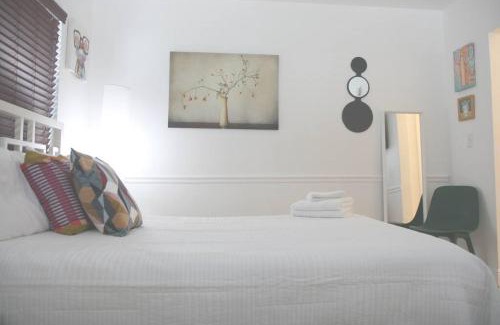 Edgewater Apartamento | B11 Design District Studio Short drive 2 beach