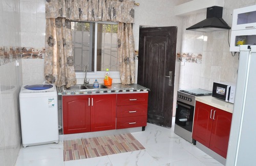Kotu Apartamento | B2 Self Catering Apartments