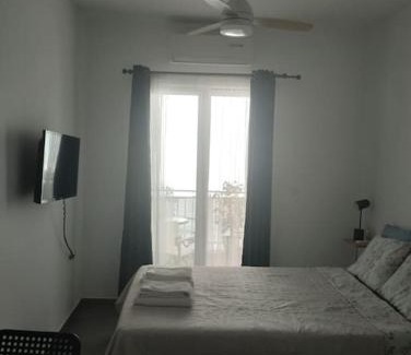 Aigio Apartamento | B3 - The colorful one