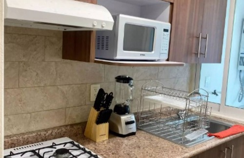 Reforma Apartamento | B602- 2BR / 2BTH - Una Habitación Piso, Capacidad 4