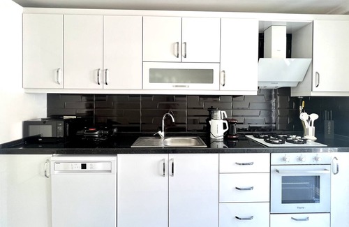 Cihangir Casa | Başkurt 7 - Ultra Modern & Luxury Flat w/2 BR, 3 ACs, Taksim