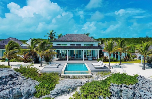 Tar Bay Casa | Ba Roos - Exuma's Dreamiest Beach House/On the Beach w 350ft of Beachfront!