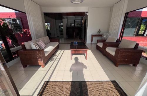 Laem Phak Bia Casa | Baan Plumeria บ้านภูมิเรีย