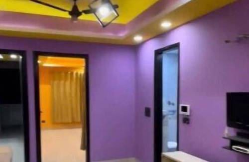 Gurugram Apartamento | Babbu's Smart Residencies Blue Room