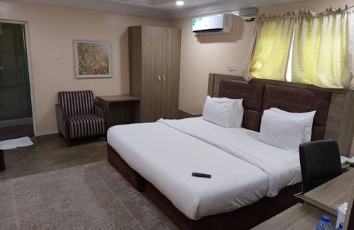 Ishara Casa | Babcock Guest House