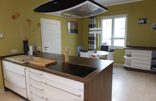 Werder Casa | Babette vacation home near the city center with upscale furnishings