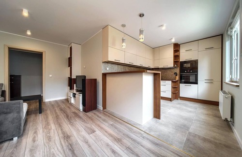Krzyki Apartamento | Babiego Lata Spacious Apartment