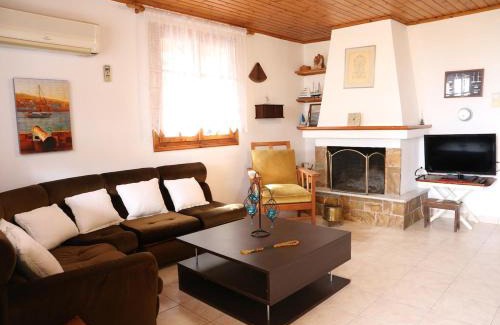 Selinia Casa | Babis Garden Salamina