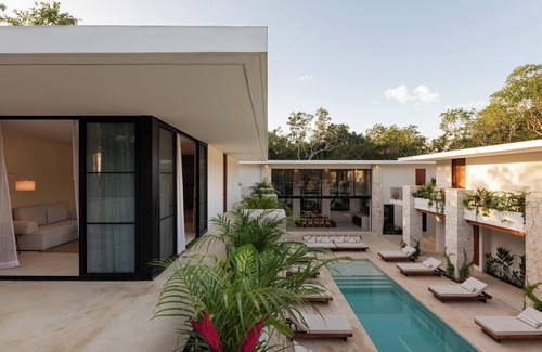 Tulum Casa | Babylon - Villa 10 Pools - Gym - Game Room