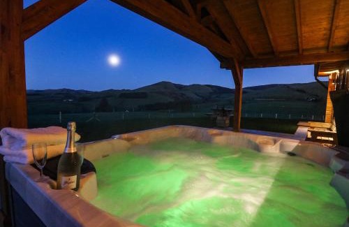 Aberhosan Casa | Bacheiddon Log Cabin