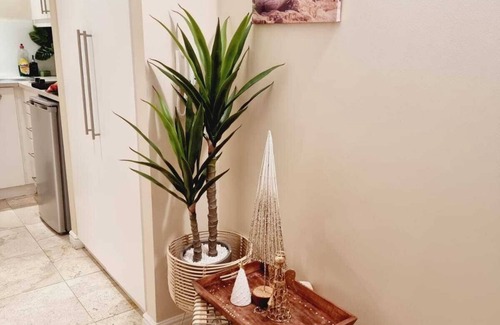 Clifton Apartamento | Bachelor Unit , 1.5 Bedroom, 1 Bathroom, Sleeps