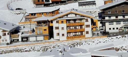 Hinterglemm Casa | Bachgut, das Resort am Berg - Stammhaus Sommer