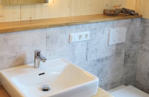 Reichenhofen Apartamento | NEW - BachLauf - cozy apartment in a wooden house