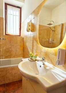 San Pellegrino Terme Apartamento | Baciati dal Sole-Self check-in