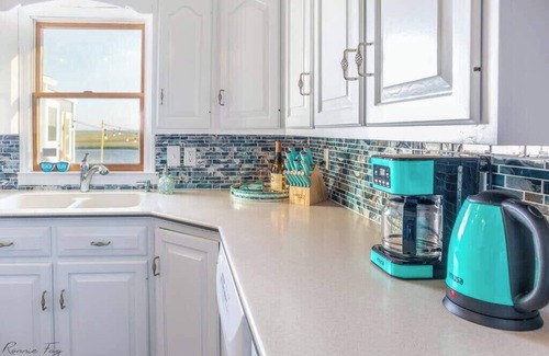 Cape May Court House Casa | Back Bay Bliss! - Pool, Dock and Stunning Sunsets!