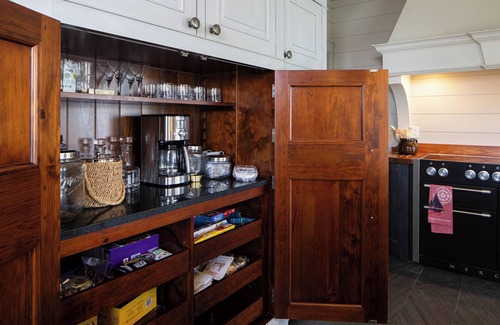 Chester Casa | Back Harbour House - Remarkable Chester Waterfront