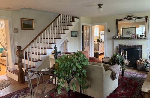 Block Island Casa | Back to nature, an Island artist’s cottage.. available, Aug. 30-Sept. 6, ‘25!