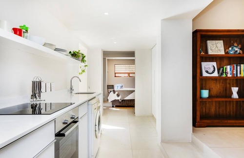 Green Point Cabaña | Amplia y excelente ubicación en el corazón de Green Point Village