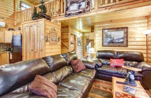 Cosby Casa | Backyard and Porch Rural Cosby Log Cabin!