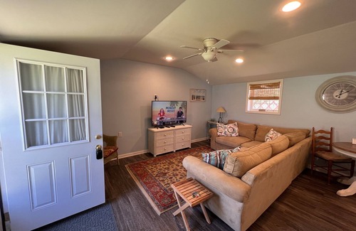 Aiken Cabaña | Backyard Cottage Apartment in Aiken