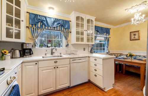 Bennett Valley Casa | Backyard Oasis, 3/1 Home w/ Hot Tub & Central AC