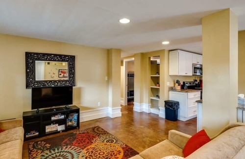 Savannah Casa | Backyard Pool! Refresh at Rivermist Condo