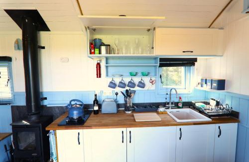 Banbury Otro | Badger's Den Shepherd's Hut