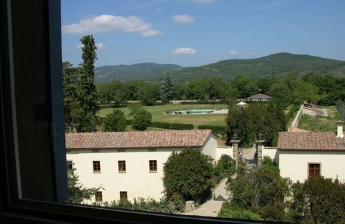 Cincelli Apartamento | Badia Di Campoleone - Villa Campoleone