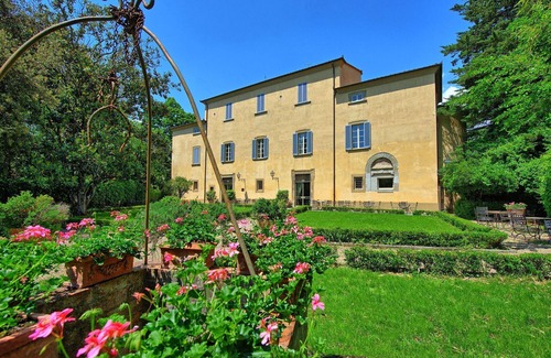 Cincelli Apartamento | Badia Di Campoleone - Villa Campoleone