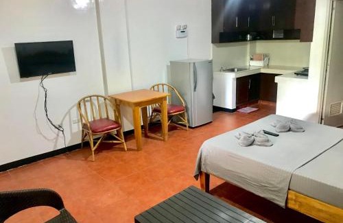 Puerto Galera Apartamento | Badladz Staycation Condos