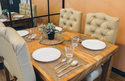 Baguio Apartamento | Baguio Bristle Ridge 2BR Condo with balcony & wifi