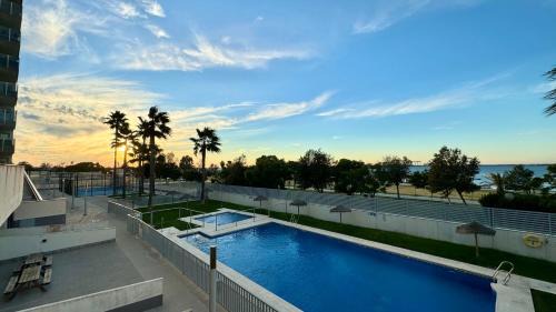 San Fernando Apartamento | Bahía Azul Suites, Piscina & Pádel