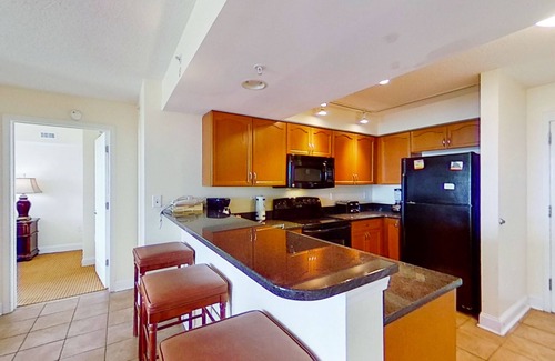 Crescent Beach Condominio | Bahama Sands Luxury Condominiums