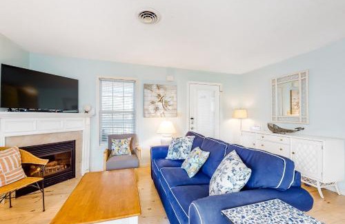 Bethany Beach Casa | Bahamas Beach Cottages - 602 New Providence